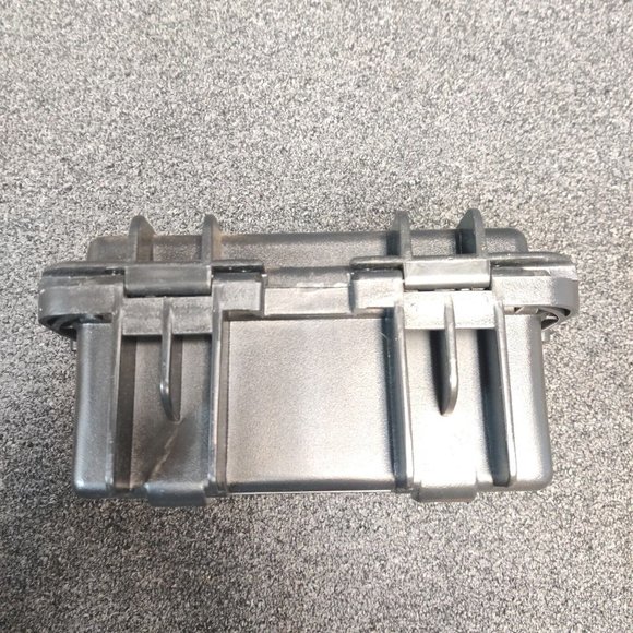 Invicta Disney Limited Edition Mickey Mouse Black 3-Watch Slot Hard Case Only - Picture 9 of 10